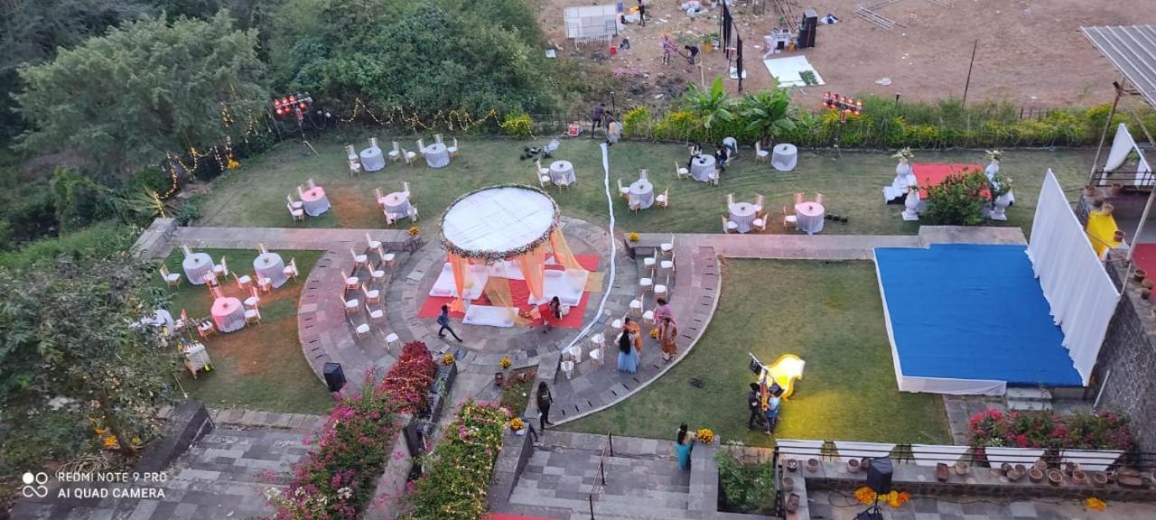 Hotel Celebration Lavasa Exterior foto