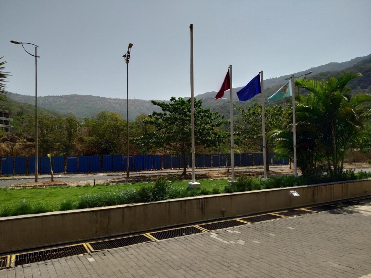 Hotel Celebration Lavasa Exterior foto