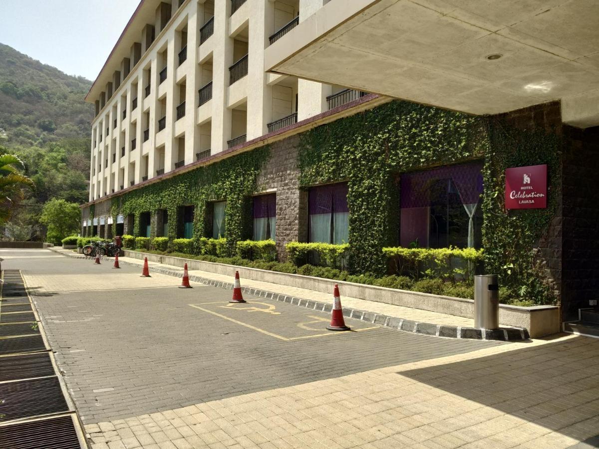 Hotel Celebration Lavasa Exterior foto